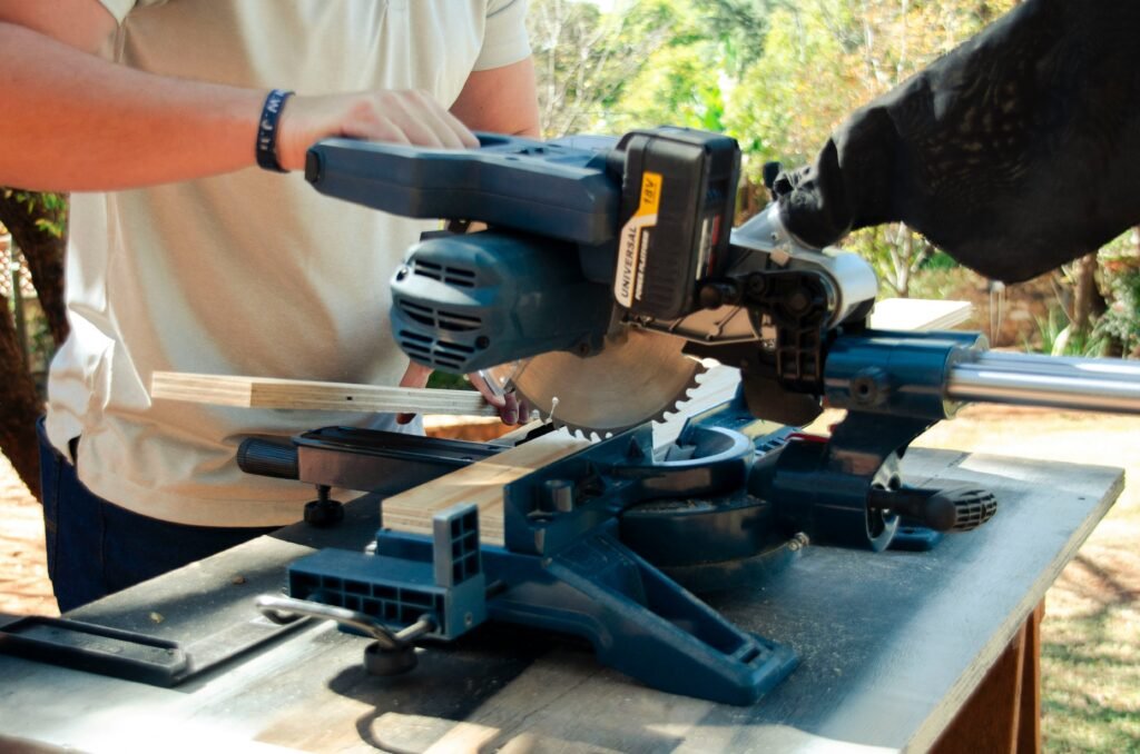 Kitchen Fitting Carpenter Insurance